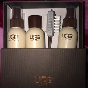 Ugh Sheepskin Cate Kit